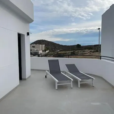 Villa Royal 2 Luxury Family Villa,s With Private Pool 210m2 *