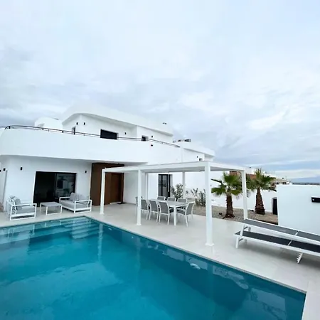 Royal 2 Luxury Family Villa,s With Private Pool 210m2 *