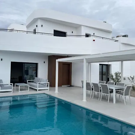 Royal 2 Luxury Family Villa,s With Private Pool 210m2