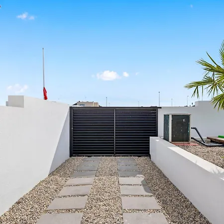 Royal 2 Luxury Family Villa,s With Private Pool 210m2 Villa *