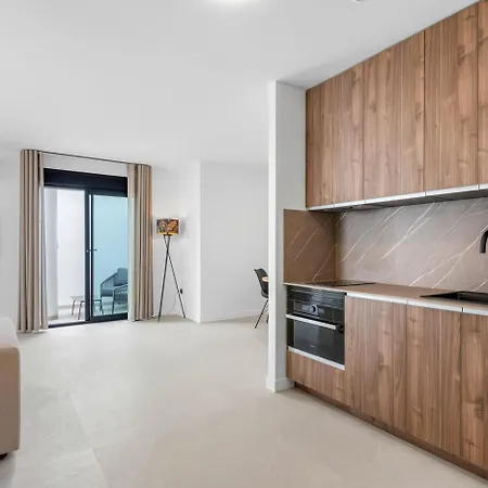 Royal 2 Luxury Family Villa,s With Private Pool 210m2